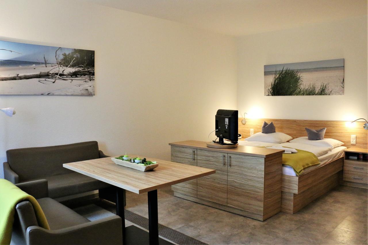 Gruenblau Relax Pension & Apartments Ρόστοκ Εξωτερικό φωτογραφία